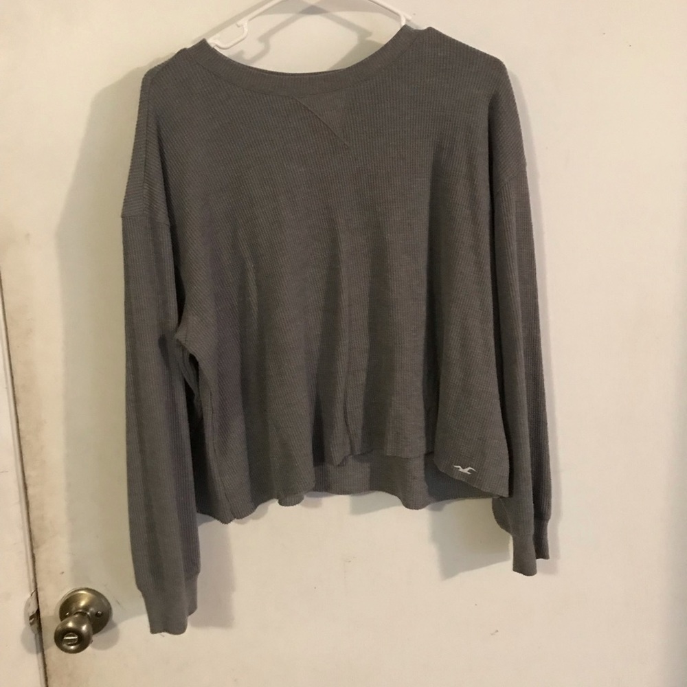 gray long sleeve